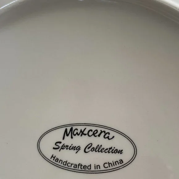 Maxcera Easter Bunny Rabbit Green White Toile Dinner Plates ~New ~Set of 2 - Picture 5 of 7